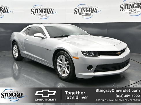 Used 2015 Chevrolet Camaro LT RWD image 1