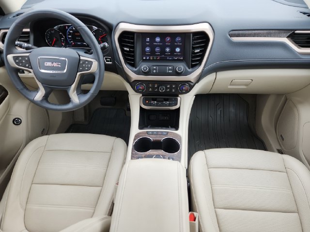 Used 2020 GMC Acadia Denali w/ Trailering Package AWD/4WD image 16