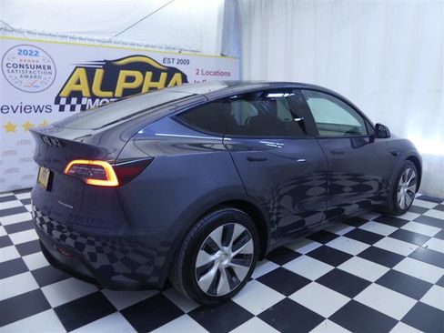 Used 2020 Tesla Model Y Long Range AWD/4WD image 6