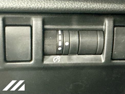 Used 2026 Subaru Forester Premium AWD/4WD image 10