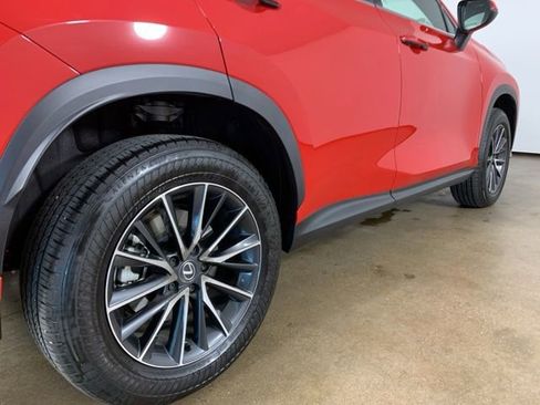 Used 2024 Lexus NX 350h AWD image 9