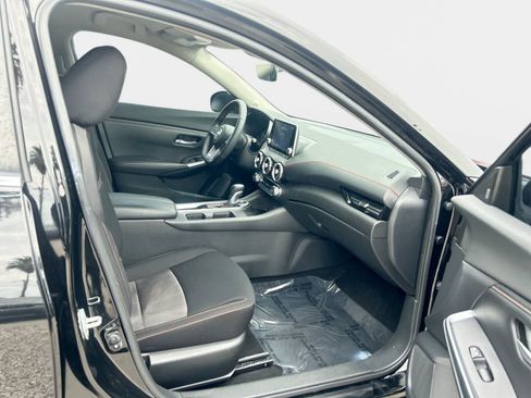 Used 2023 Nissan Sentra SR w/ Midnight Edition Package FWD image 14