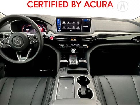 Used 2025 Acura MDX SH-AWD image 19