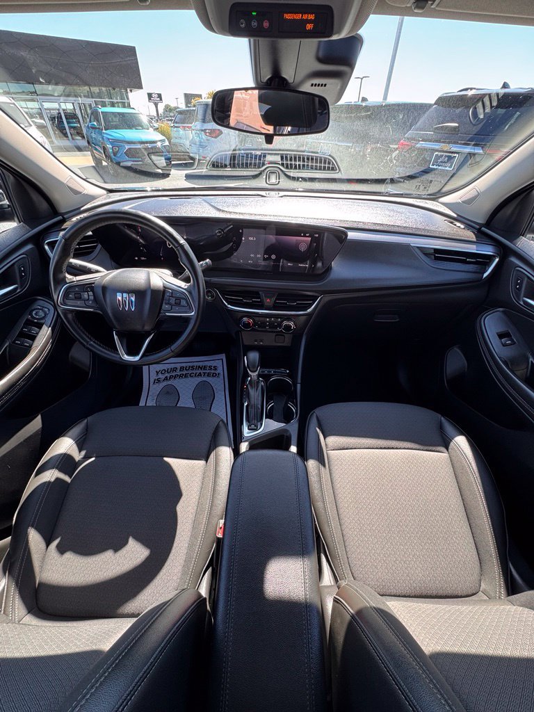Used 2025 Buick Encore GX Preferred w/ Comfort Package AWD/4WD image 16