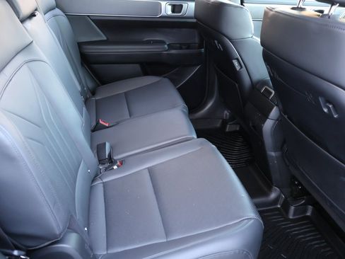 Used 2024 Hyundai Santa Fe XRT image 15