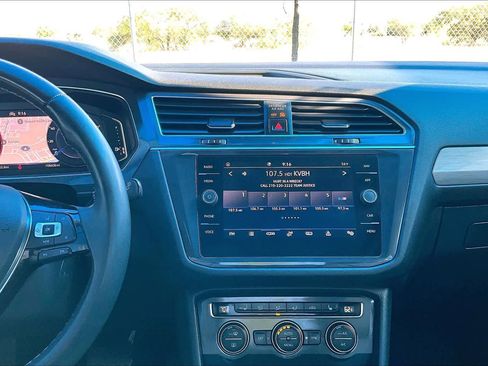 Used 2021 Volkswagen Tiguan SEL w/ 3-Row Tiguan MDO Package image 7