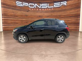 Used 2018 Chevrolet Trax LT w/ LT Convenience Package FWD video 2