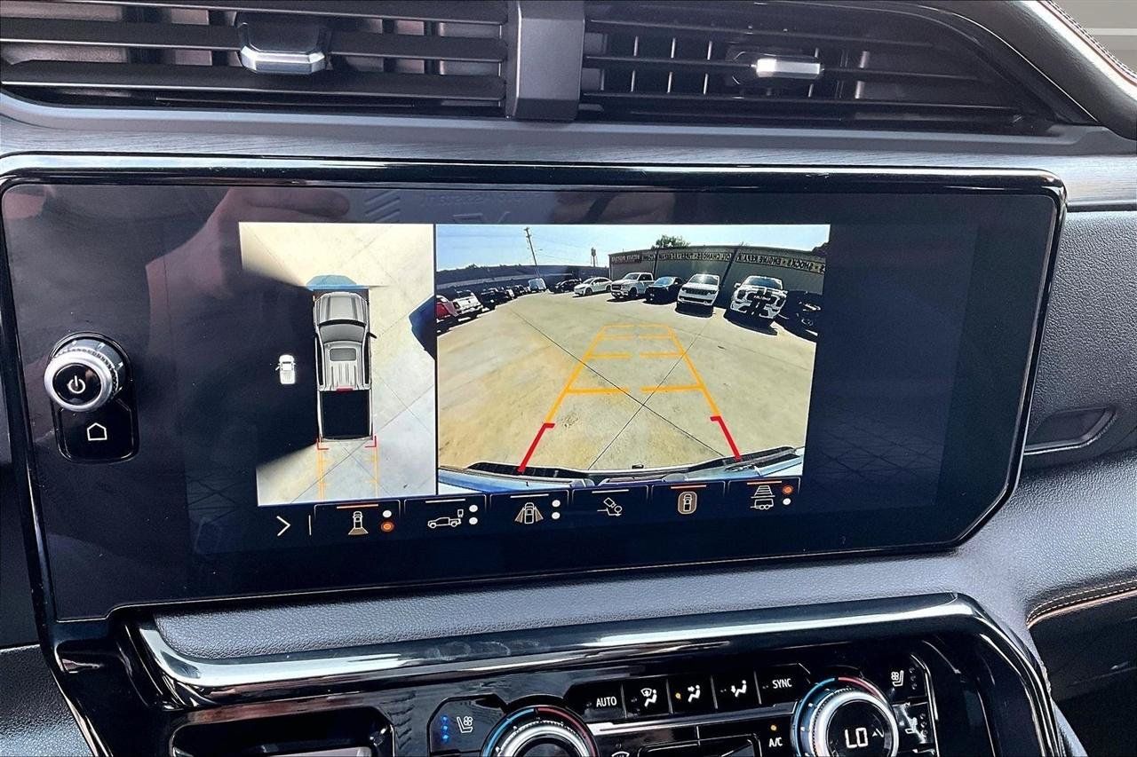 Used 2025 GMC Sierra 1500 AT4 AWD/4WD image 16