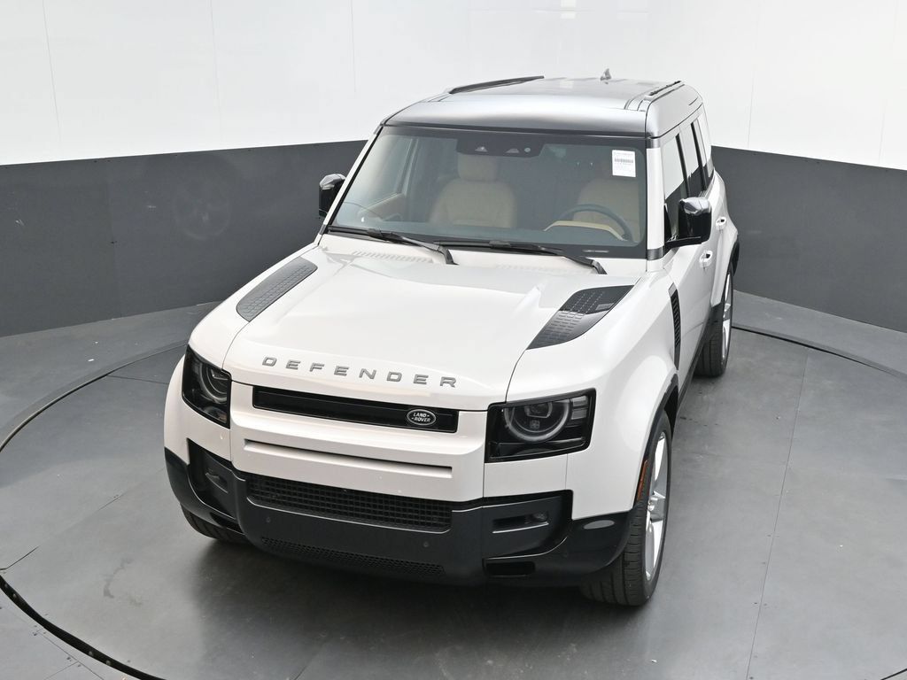 Used 2026 Land Rover Defender 110 X-Dynamic SE AWD/4WD image 40