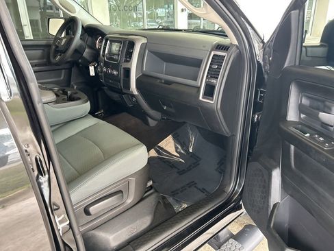 Used 2016 RAM 1500 Express w/ Black Ram 1500 Express Group image 23