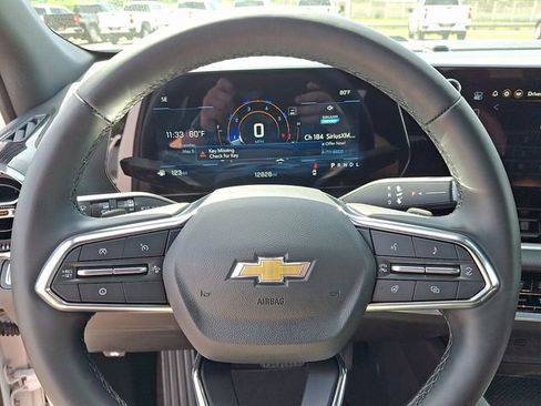 Used 2026 Chevrolet Equinox LT FWD image 18