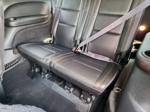 Used 2021 Dodge Durango R/T w/ Blacktop Package AWD/4WD image 10