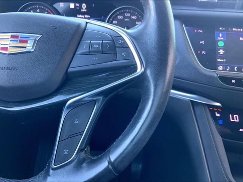Used 2020 Cadillac XT5 Premium Luxury AWD/4WD image 25
