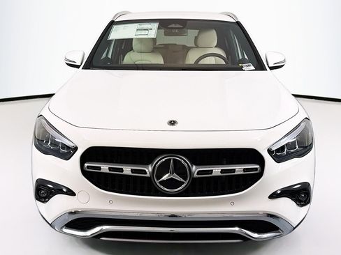 New 2025 Mercedes-Benz GLA 250 image 2