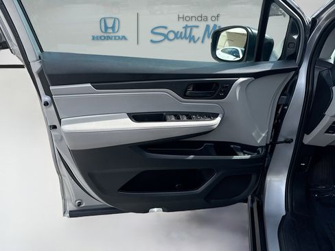 Certified 2022 Honda Odyssey EX-L image 19