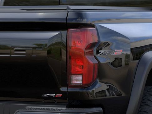 New 2026 Chevrolet Colorado ZR2 image 11