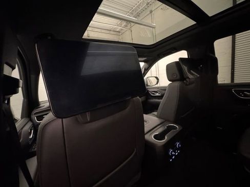 Used 2021 Chevrolet Tahoe Z71 w/ Rear Media and Nav Package image 30