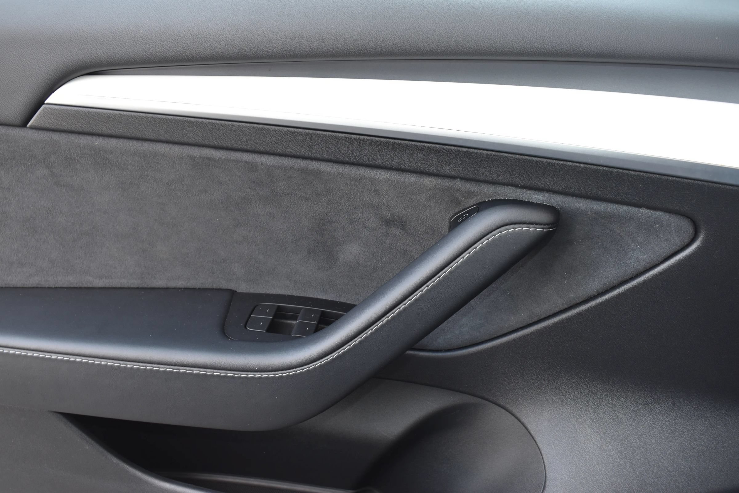 Used 2023 Tesla Model 3 Standard Range RWD image 17