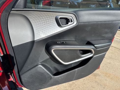 Used 2023 Kia Soul LX w/ Option Group 015 image 15