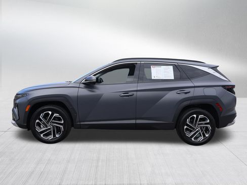 Used 2025 Hyundai Tucson Limited AWD/4WD image 4