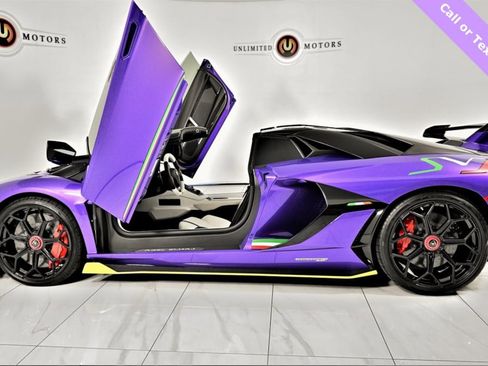 Used 2021 Lamborghini Aventador SVJ image 22