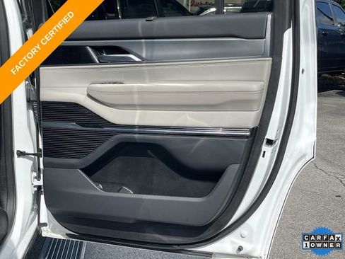 Certified 2023 Jeep Grand Wagoneer Series II AWD/4WD image 22