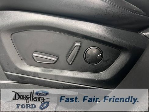 Used 2023 Ford Explorer XLT w/ Equipment Group 202A image 25