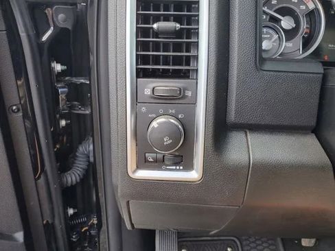 Used 2014 RAM 2500 Limited image 20