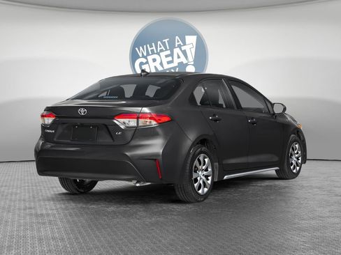 New 2025 Toyota Corolla LE image 2