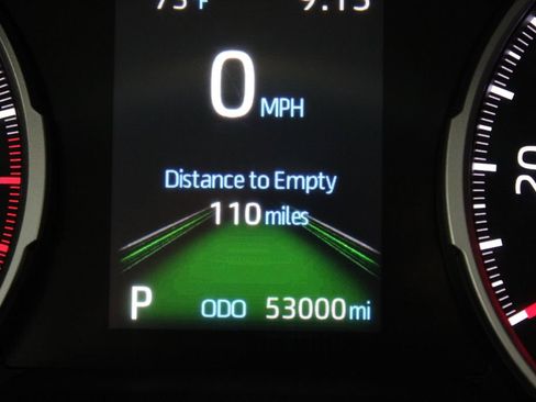 Used 2022 Toyota RAV4 XLE w/ Convenience Package AWD/4WD image 32