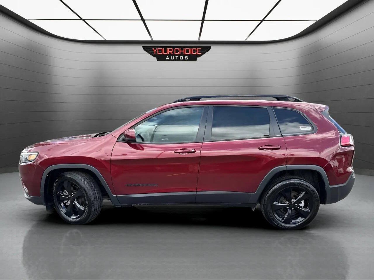 Used 2021 Jeep Cherokee Latitude Plus FWD image 11