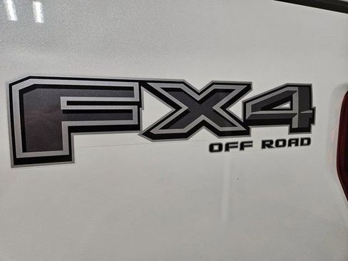 New 2025 Ford F150 Lariat w/ Equipment Group 501A Mid image 8