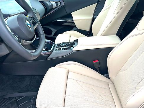 New 2026 BMW X3 xDrive30 w/ Premium Package AWD/4WD image 10