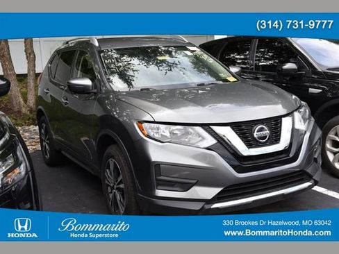 Used 2019 Nissan Rogue SV w/ Premium Package AWD/4WD image 1