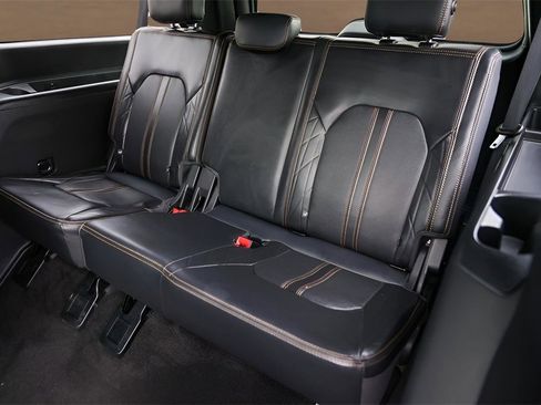 Used 2023 Ford Expedition Max Platinum image 27