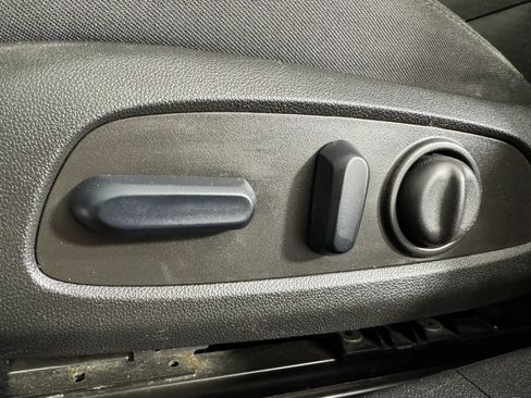 Used 2023 Chevrolet Malibu LT FWD image 32