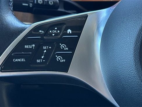 Used 2024 Mercedes-Benz GLC 300 image 28