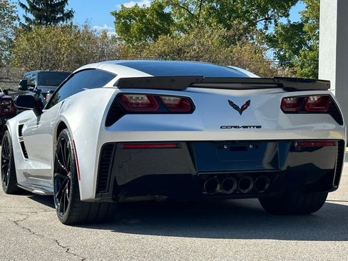 Used 2017 Chevrolet Corvette Grand Sport image 8