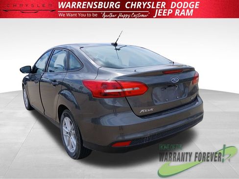 Used 2018 Ford Focus SE FWD image 6