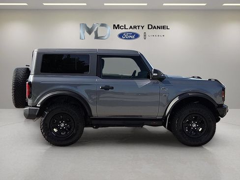 Certified 2023 Ford Bronco Wildtrak AWD/4WD image 6
