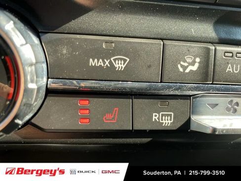 Used 2022 Ford F150 XLT w/ Equipment Group 302A High AWD/4WD image 39