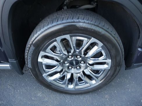 Used 2023 GMC Sierra 1500 Denali Ultimate image 16