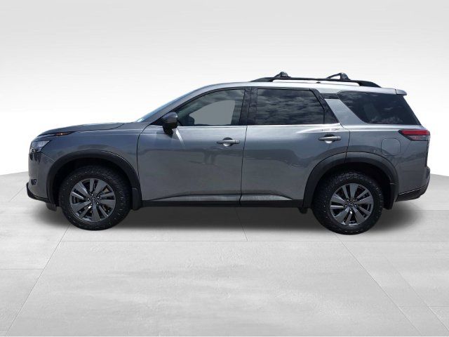Used 2023 Nissan Pathfinder SV AWD/4WD image 4