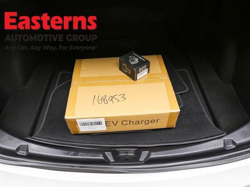 Used 2018 Tesla Model 3 Long Range image 9