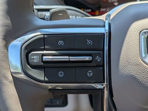 New 2026 GMC Yukon XL Denali AWD/4WD image 13