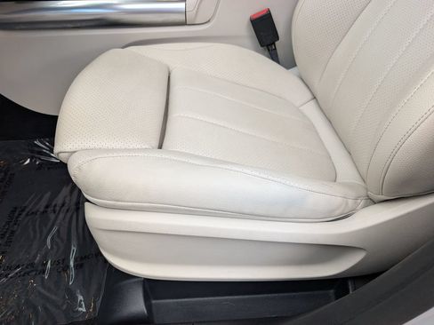 Certified 2021 Mercedes-Benz GLA 250 4MATIC image 23