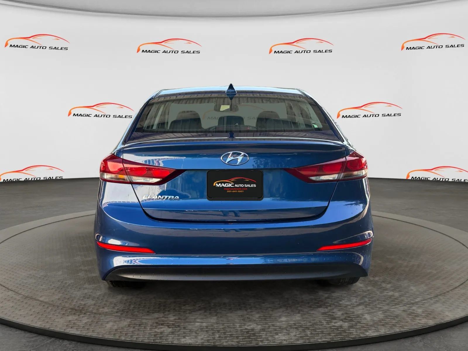 Used 2017 Hyundai Elantra Value Edition FWD image 9