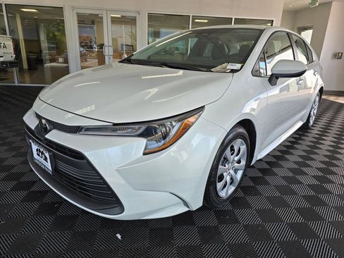 Used 2024 Toyota Corolla LE FWD image 7