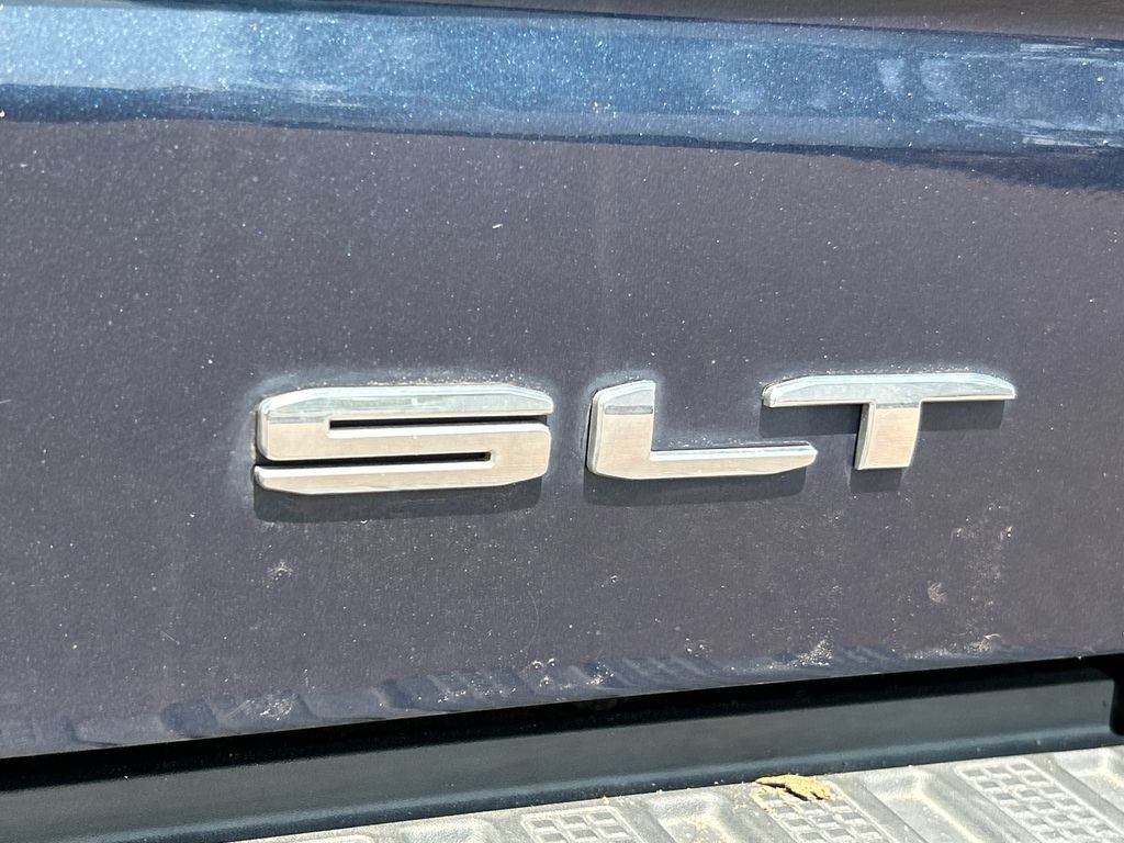 Used 2019 GMC Sierra 1500 SLT w/ SLT Convenience Package AWD/4WD image 24