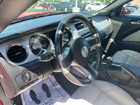 Used 2012 Ford Mustang Premium RWD image 17